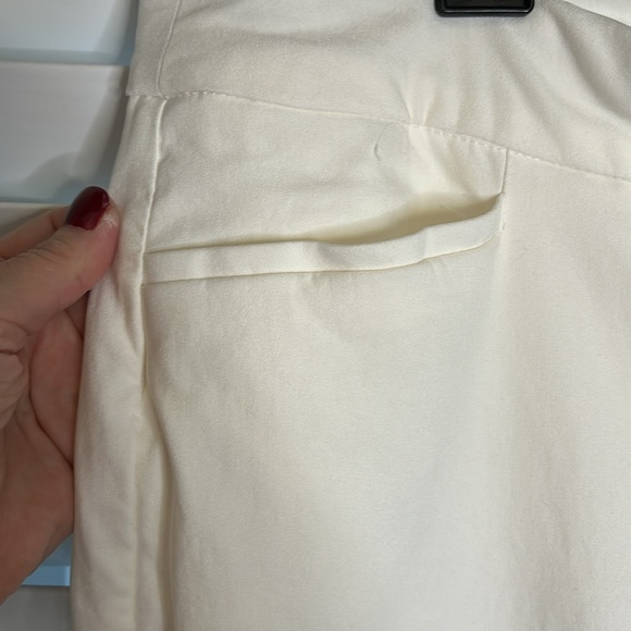 White Chico’s women’s pants size 16 (Chico’s size 3) - Picture 3 of 8